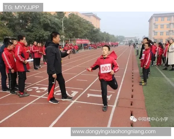 城市马拉松特别报道：西安滑板队勇攀高峰的奋斗历程与梦想追逐