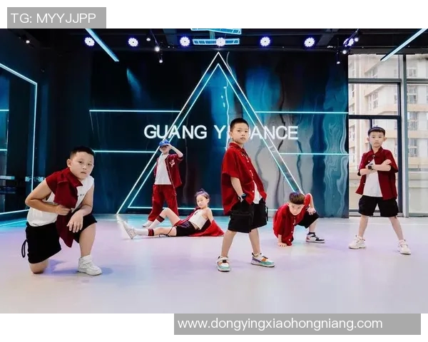 南京街舞队的防反策略解析与街舞文化的深度融合探讨